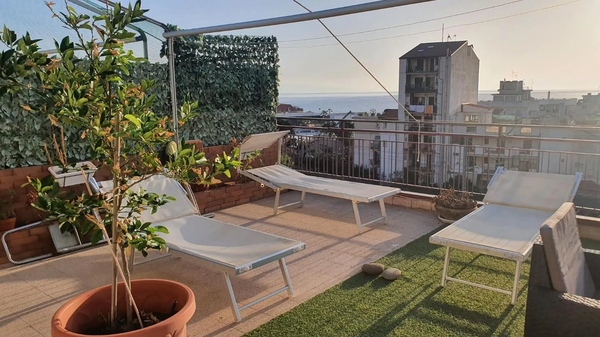 דירות לטויאני Terrazza Fiumara